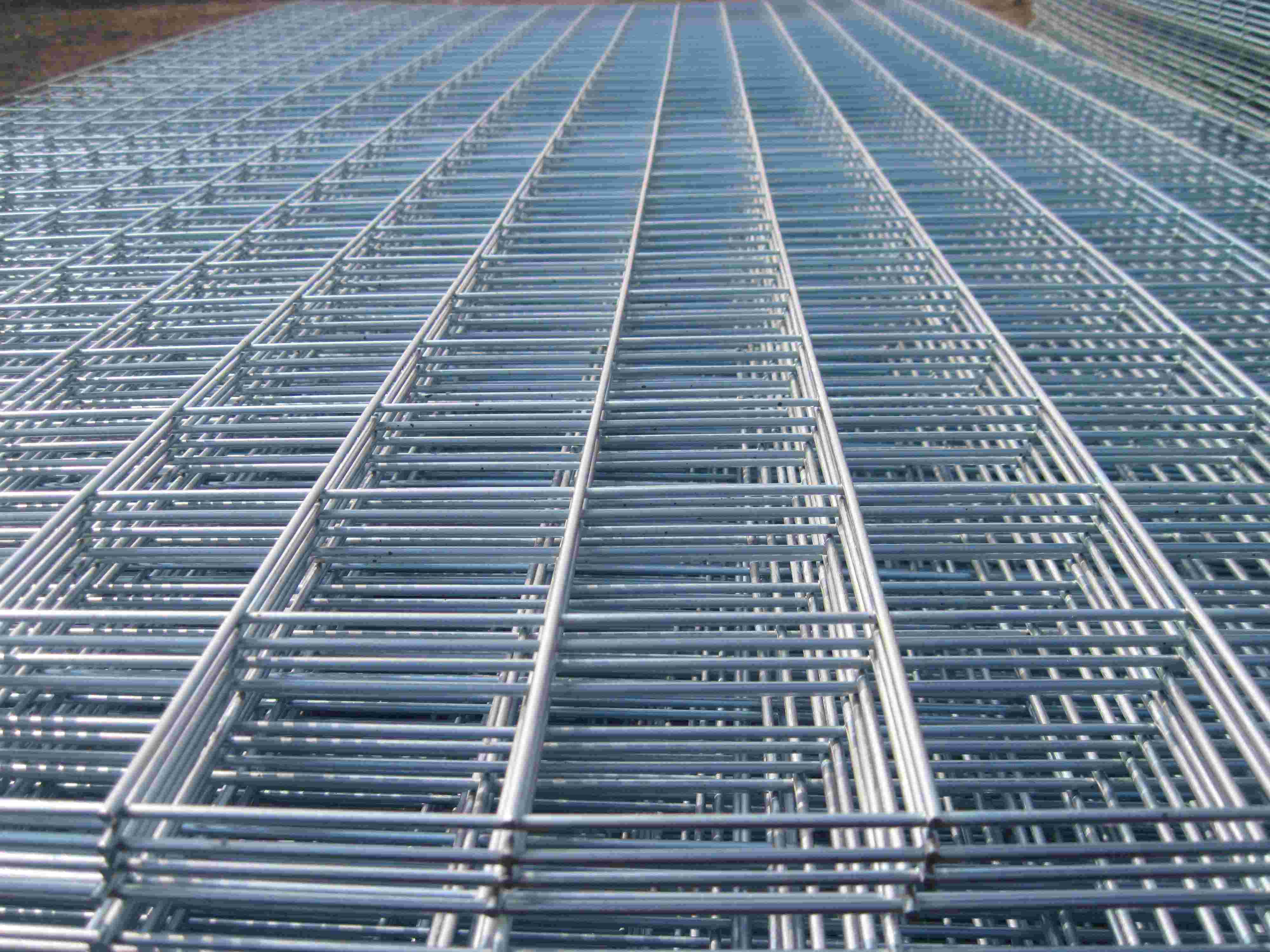 鋼 絲 網(wǎng) 片