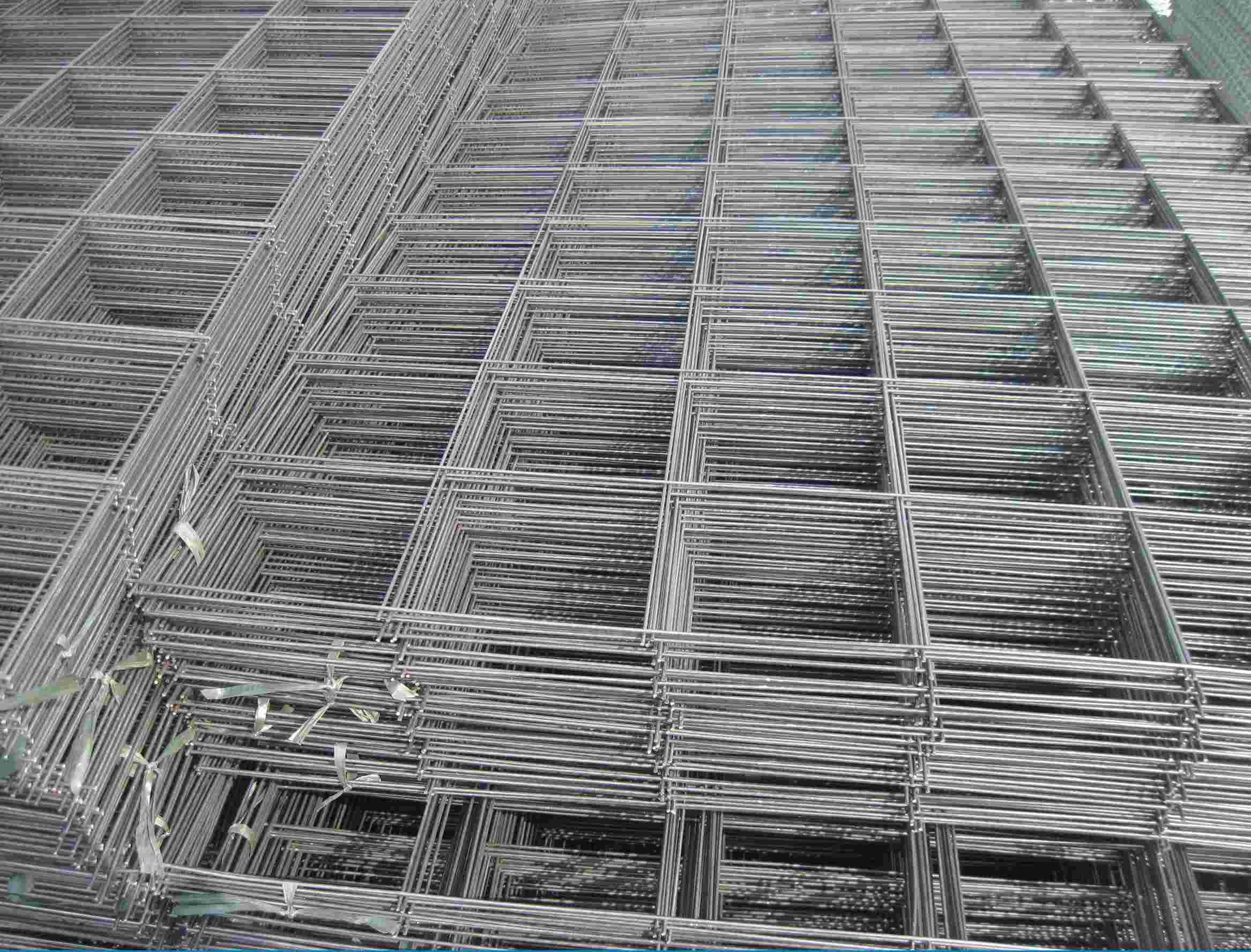 剛 絲 網(wǎng) 片